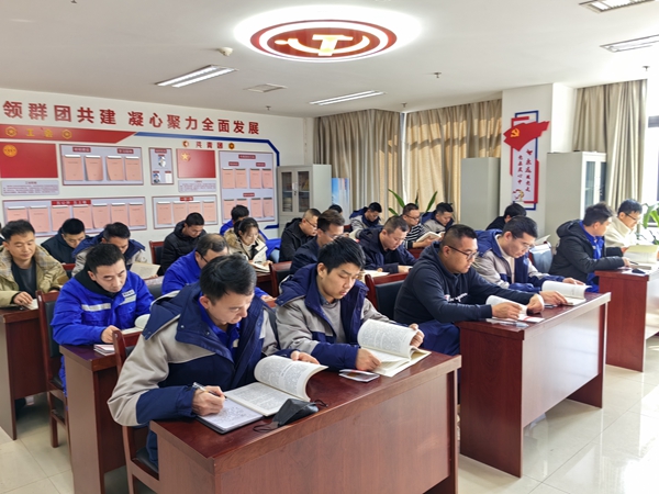 1703151922101564.jpg 整体诵读照片_副本.jpg