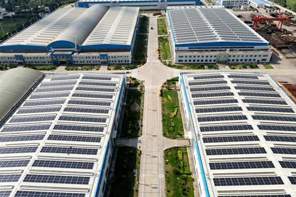 8. 光伏发电项目并网发电 绿色生长走出“新路子”_副本.jpg