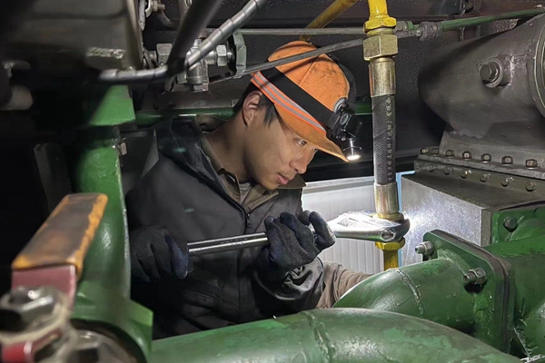 机车磨练工_副本.jpg