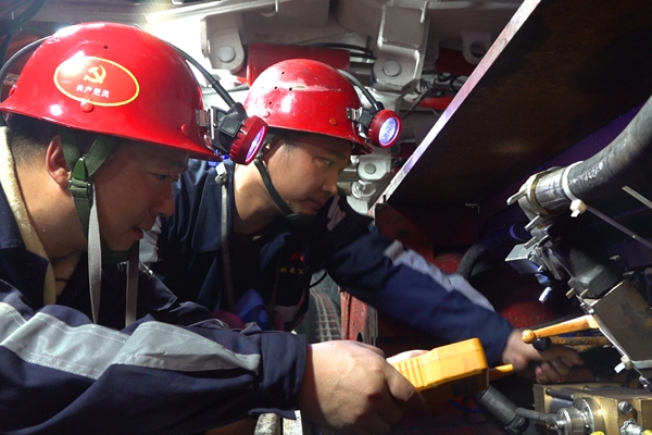 3 “党建+”运动_副本.jpg