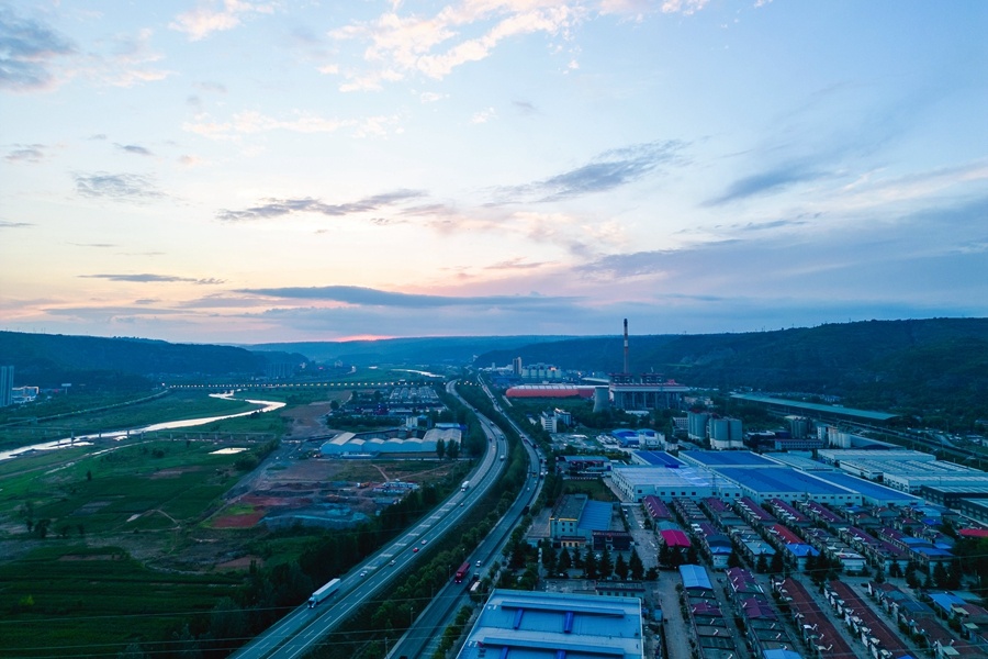 城外的工厂与墟落