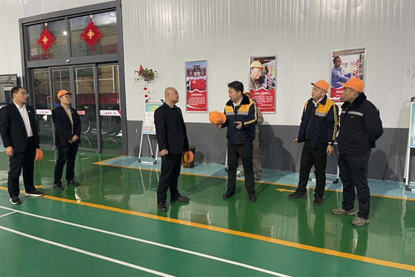 1735638408882586.jpg 分公司向导机修车间检查_副本.jpg