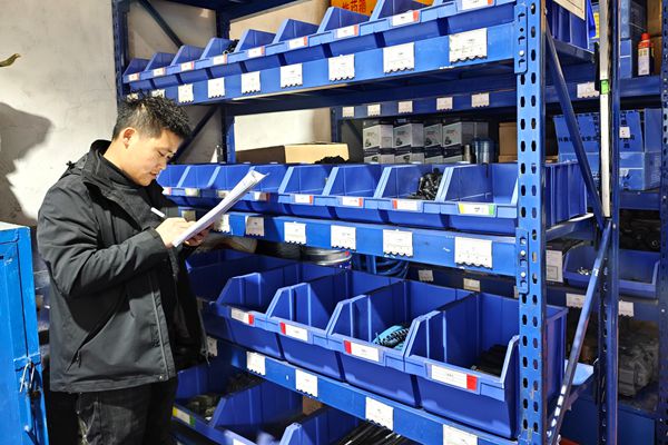 第一段，，库房定制化治理_副本.jpg